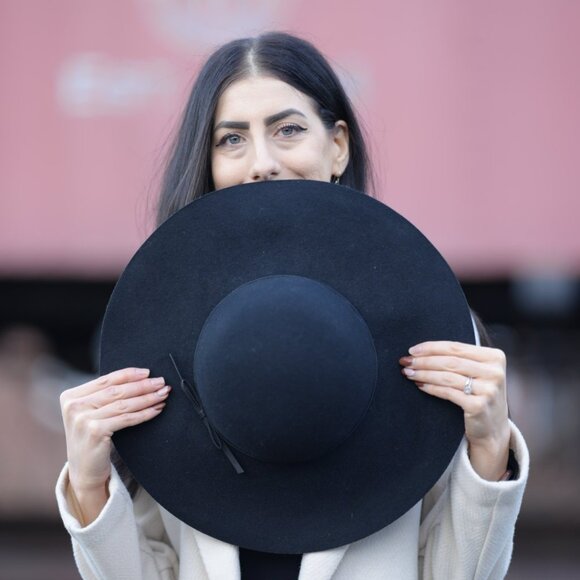 Carly Coat - Picture 10 of 13